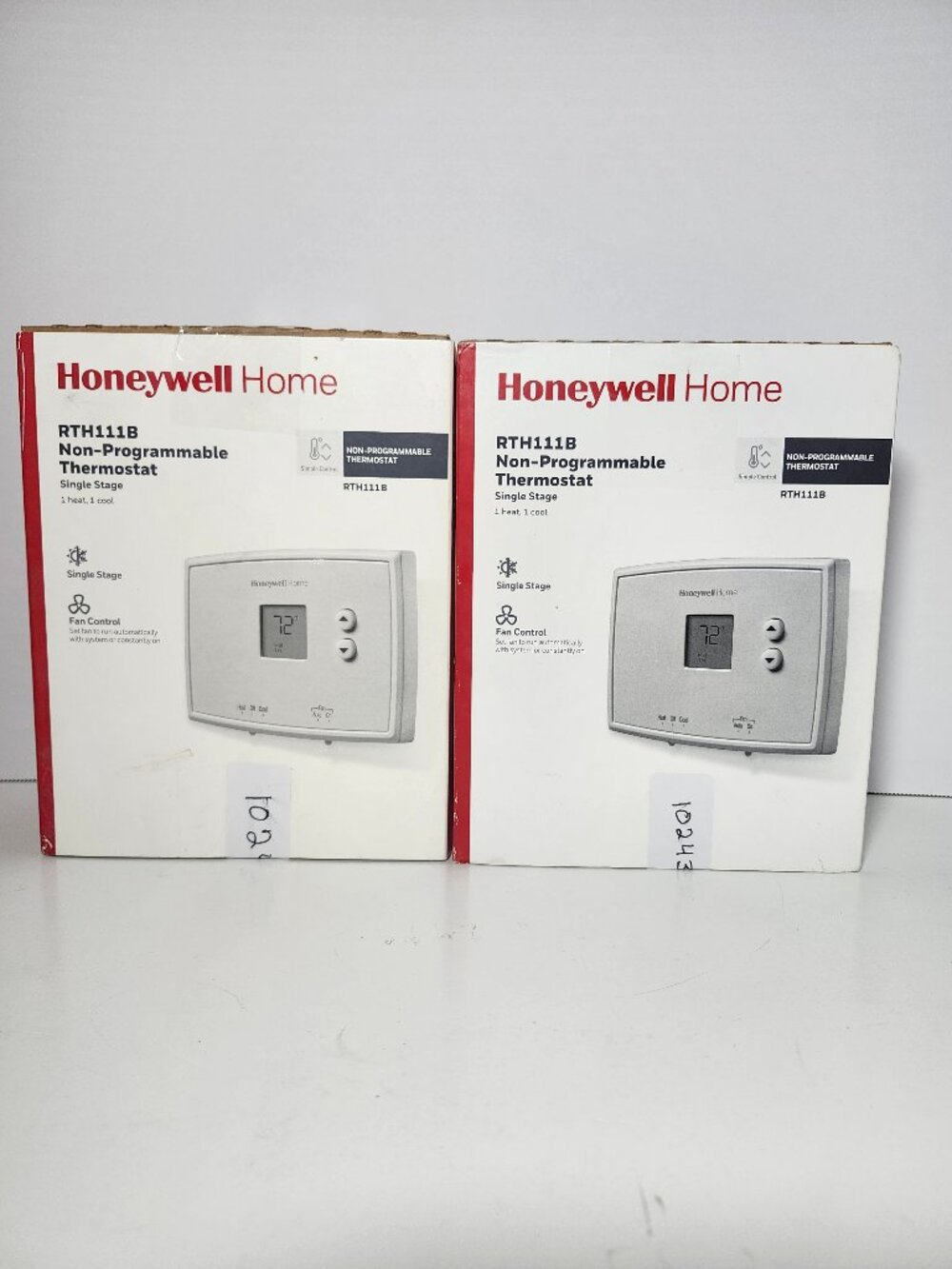 2 Honeywell RTH111B 1 Heat 1 Cool Thermostats Tested Working